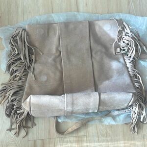 Suede Zara purse with fringe